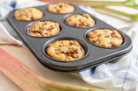 Muffins son d’avoine et rhubarbe